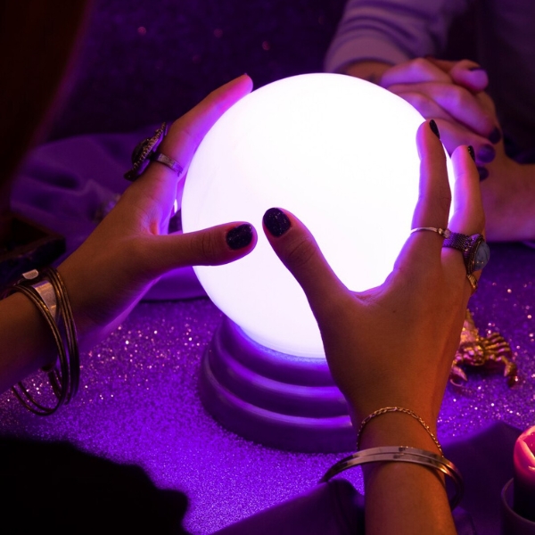 Vashikaran Specialist